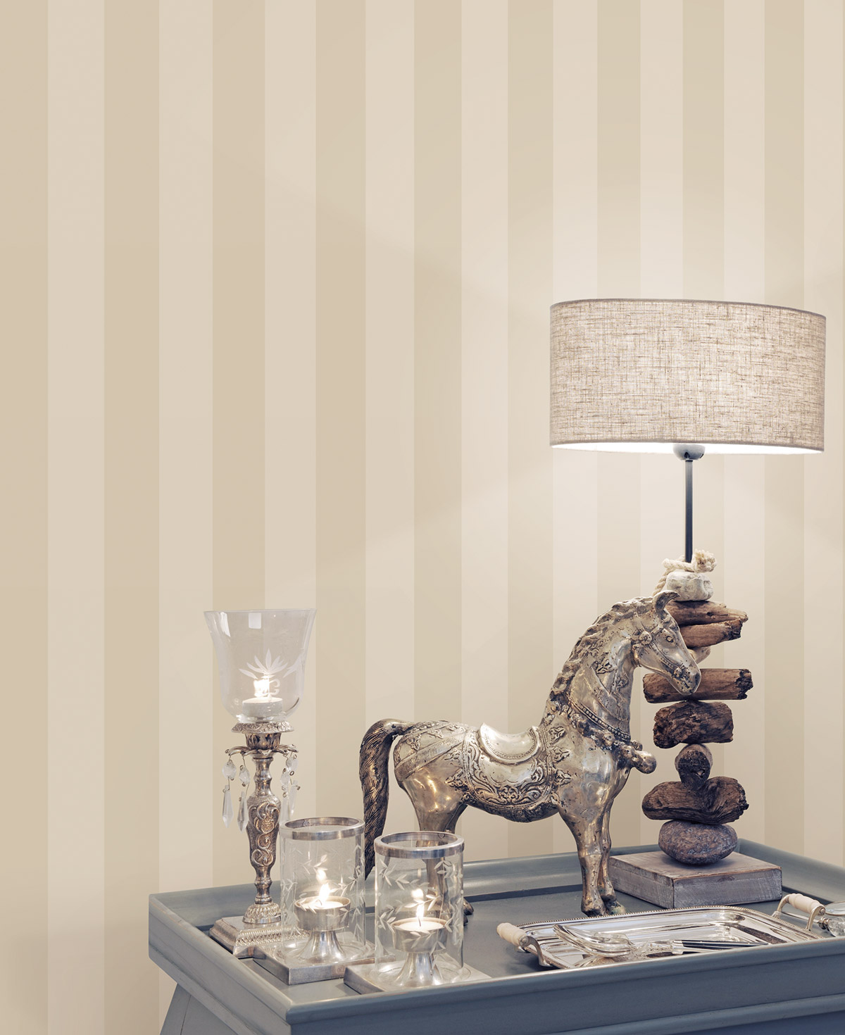 Papier Peint Rayures irisées sable - Jeux de rayures 2 de Lutèce  | Réf. LTC-G67555