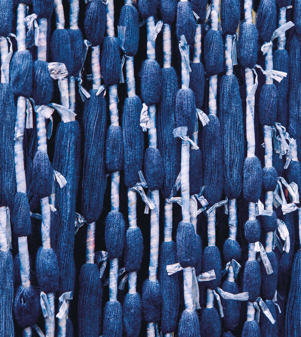 Papier peint panoramique Trompe l'Oeil Tissu Indigo - Gingko de Casadéco | Réf. GINK86276574