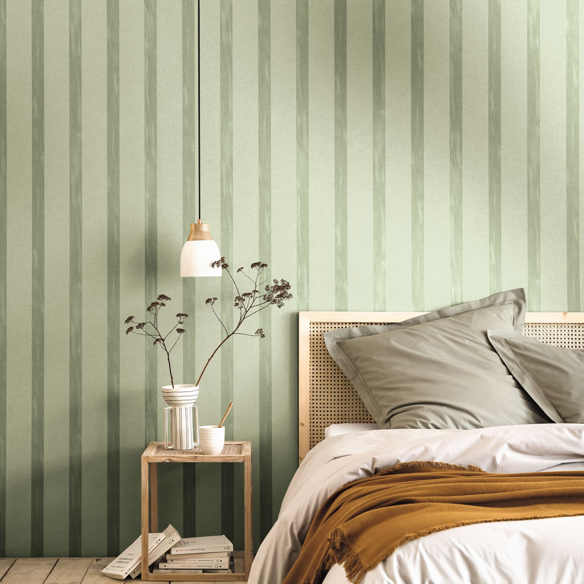 Papier peint Rayure Cyrène kaki - Danae de Casélio | Réf. DAE103667275