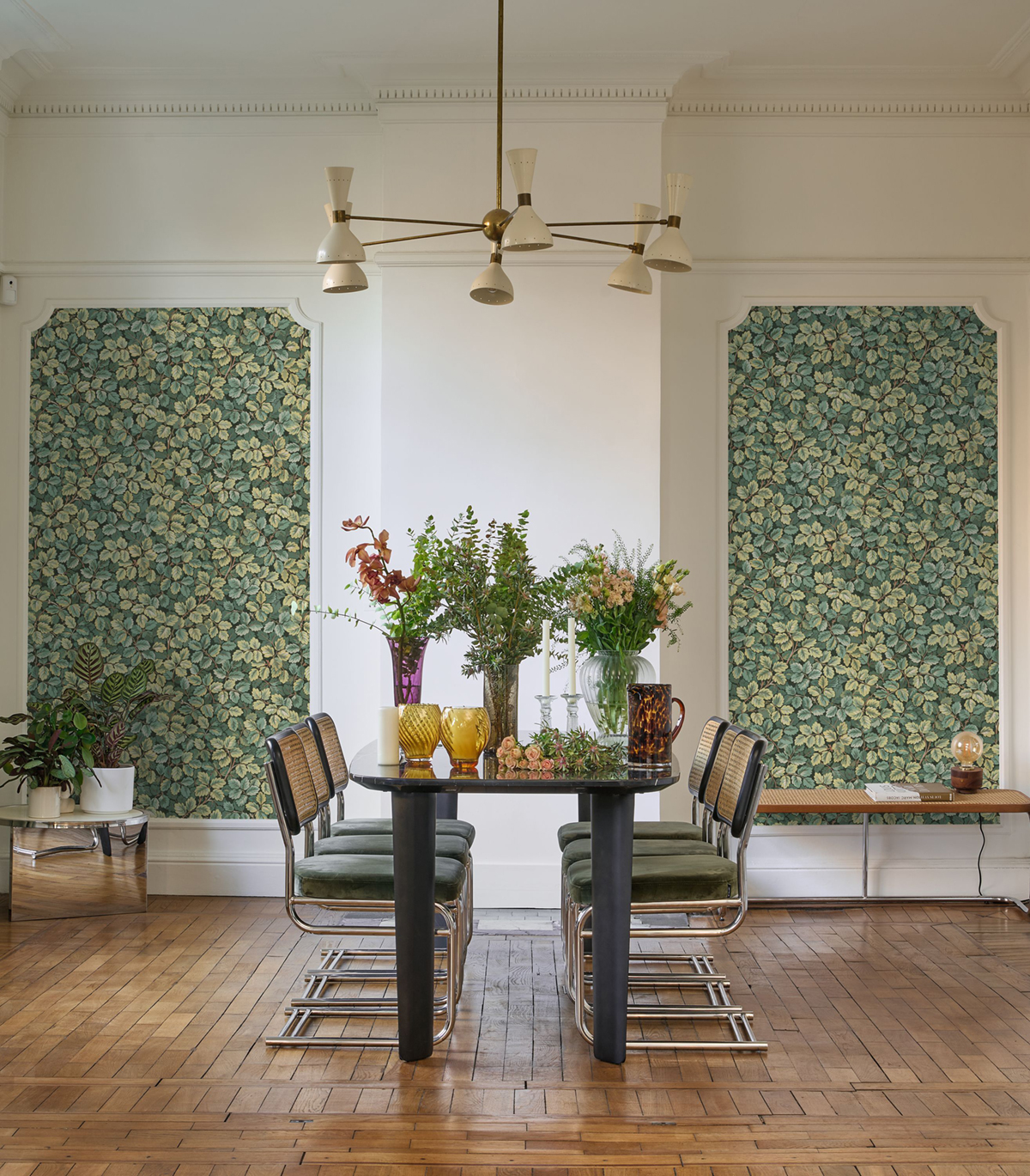 Papier peint Feuille de Chêne Regent's Park vert canopée - Heritage de Casadéco AMB3 | Réf. HETA201207777