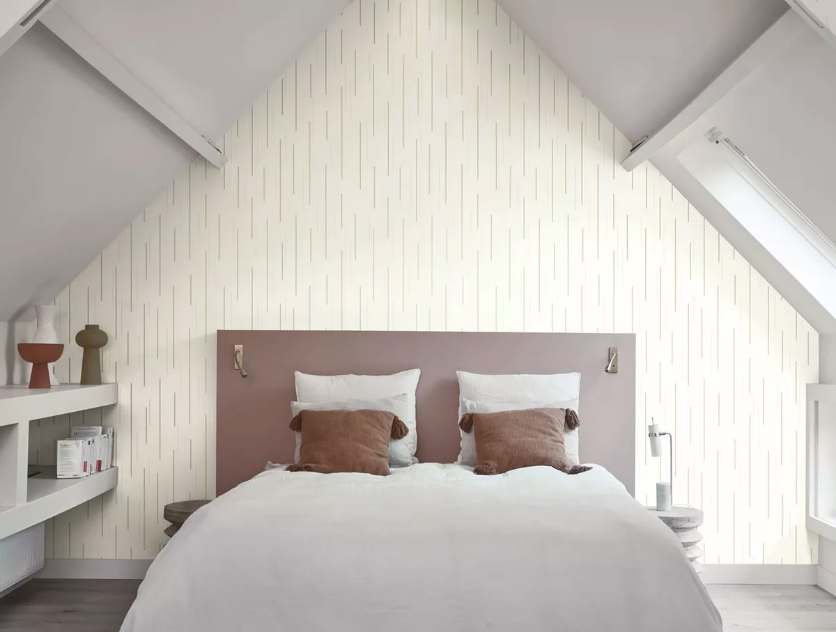 Papier peint Tracé Suspension Métallisé blanc doré - Alchimie de Casadéco | Réf. ALMI89910111