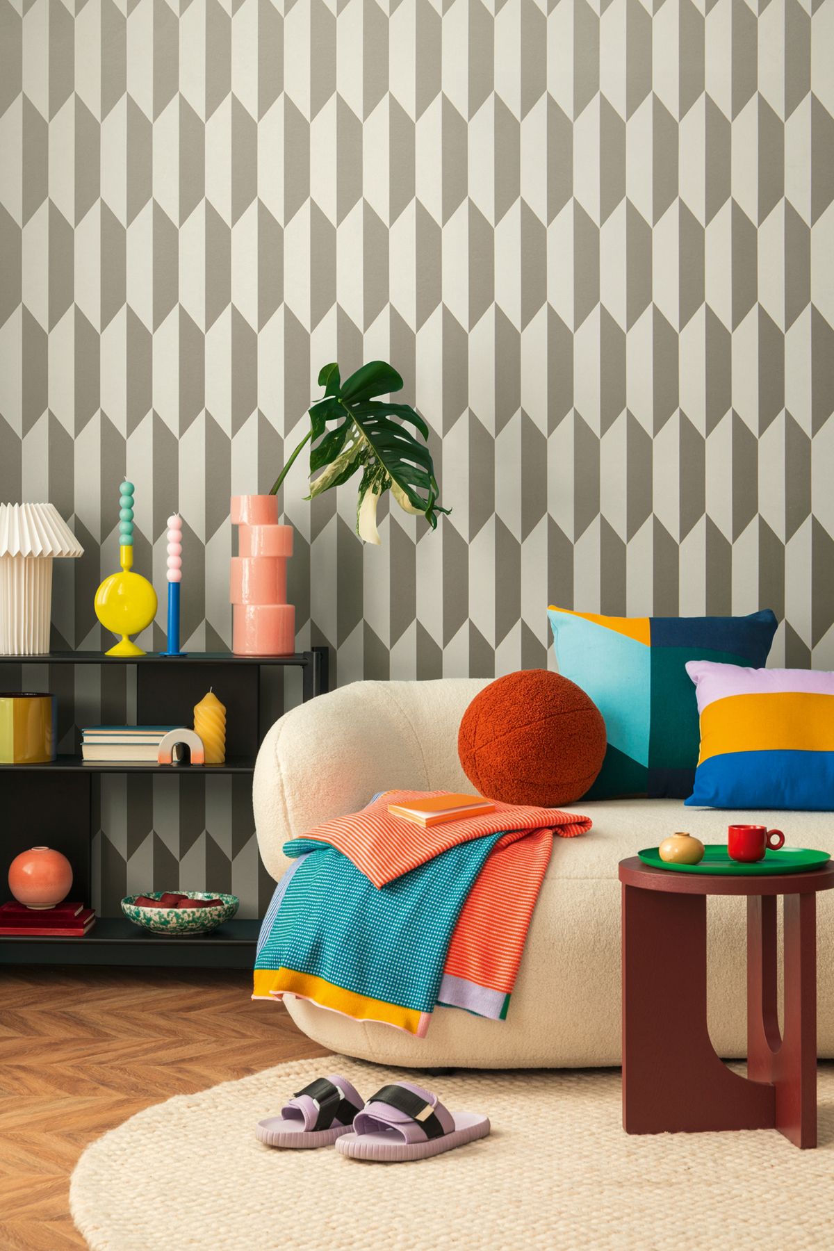 Papier peint Damier Graphique Groove grège métallisé - Cosmoliving d'A.S. Création | Réf. AS-790865