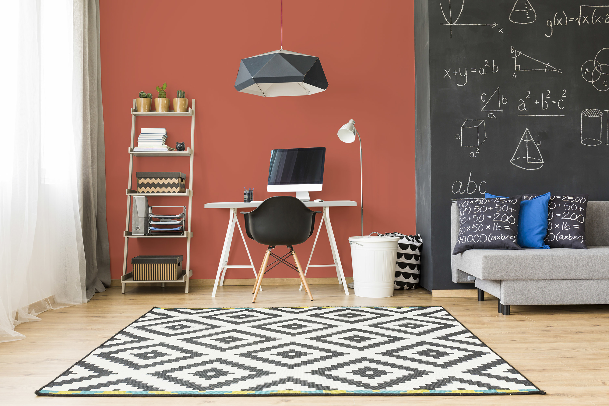 Photo numéro 2 d'une pièce avec un mur peint avec la peinture  Puro rouge dusty orange - c9007