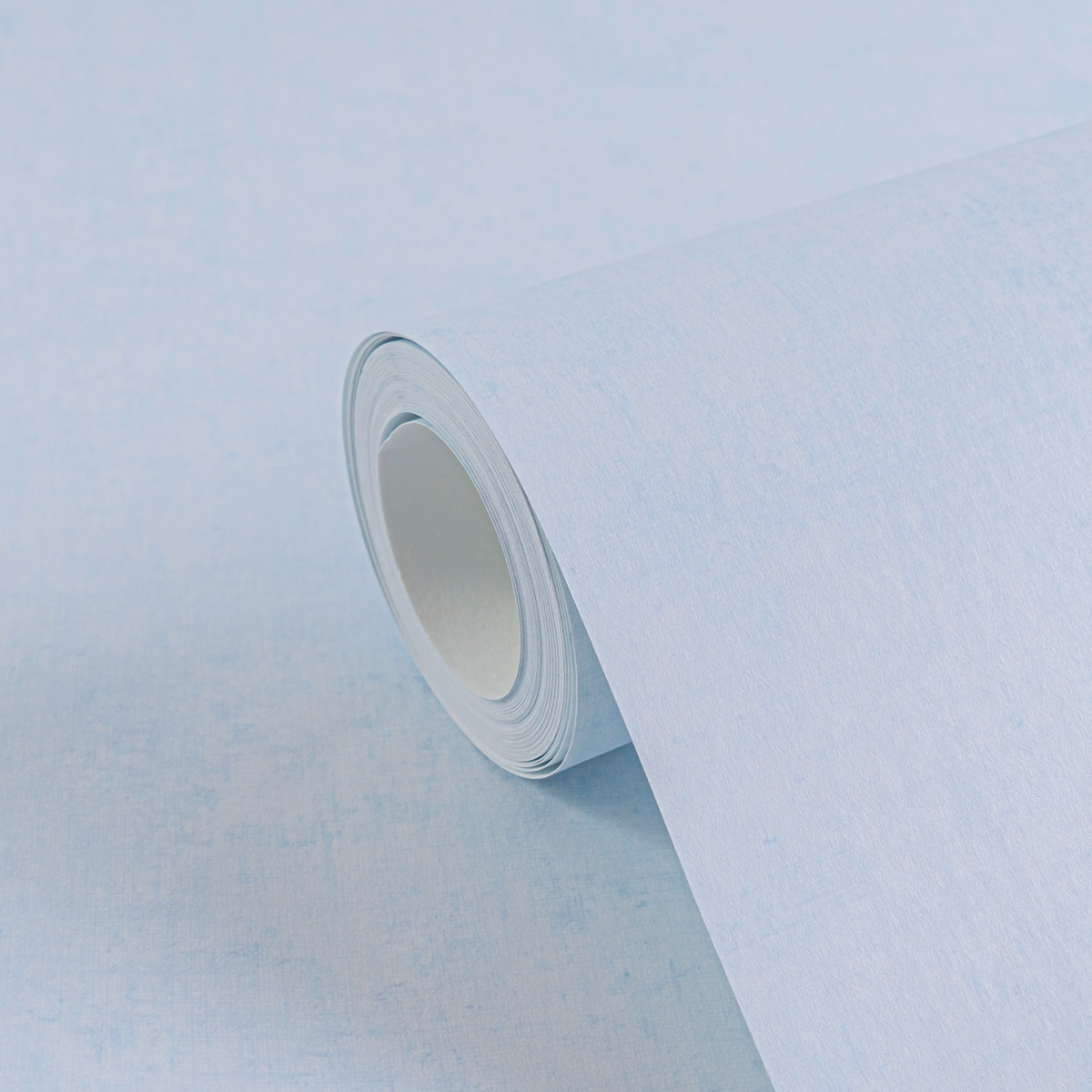 Papier peint Faux Uni Patine bleu ciel - Lilly & Luis d'A.S. Création AMB7 | Réf. AS-771785