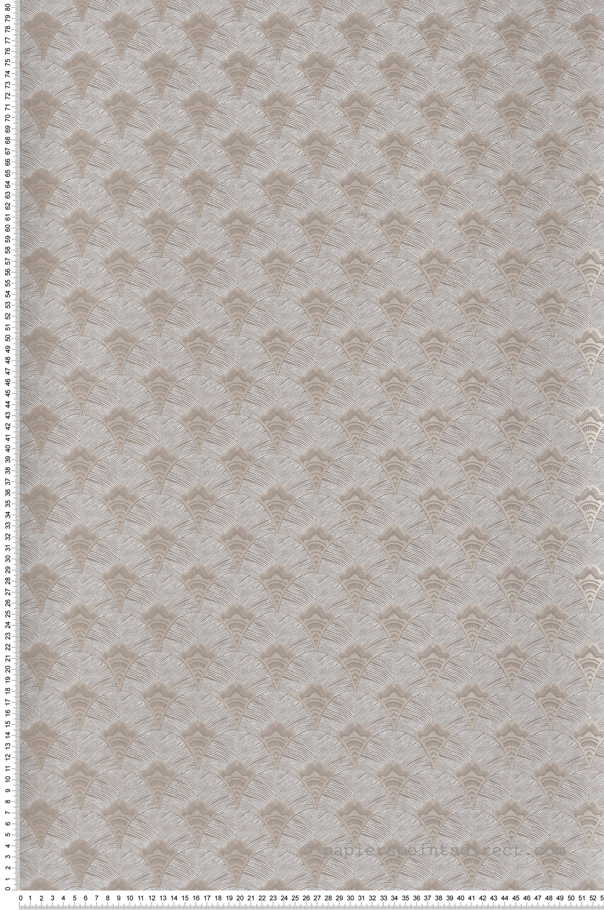 Papier peint Palme Ethnique Adenium taupe et irisé - Mirage de Casamance | Réf. CAS-75251018