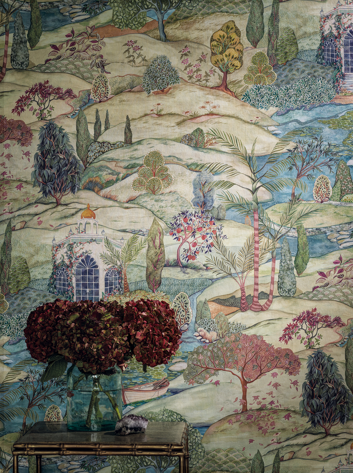 Papier peint Jardin Indien Lodhi vert - Byzance d'Osborne & Little AMB2 | Réf. OSB-W7900-01