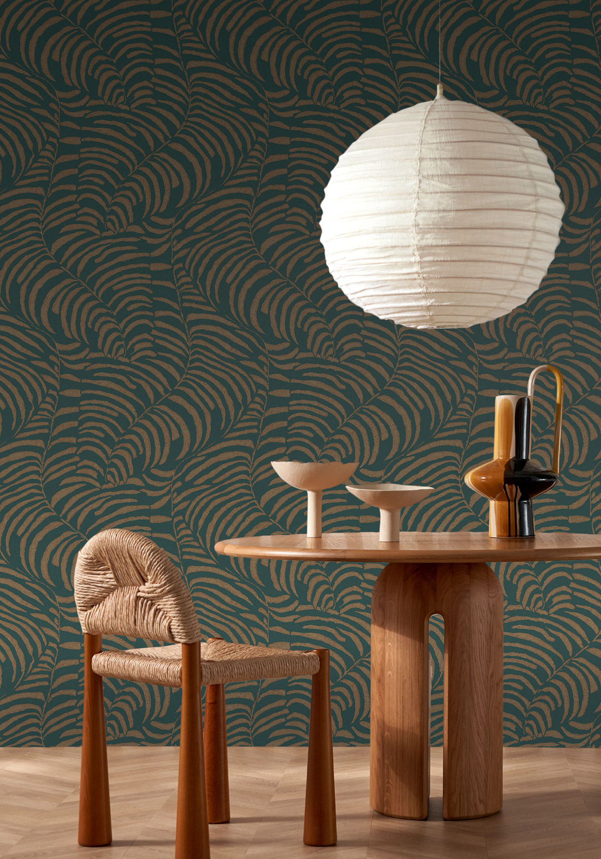 Papier peint Feuille Ethnique Nobile vert sapin mordoré - Jardin Félicia de Casamance | Réf. CAS-76591936