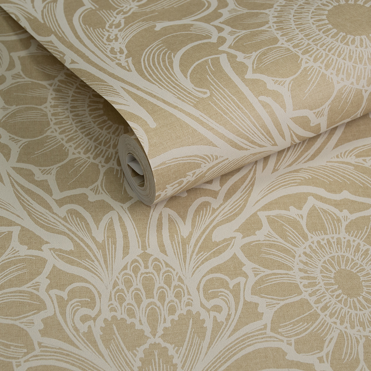 Papier peint Médaillon Tournesol Vintage beige paille - The Wall Llewelyn-Bowen de Lutèce | AMB2 Réf. LTC-LB25149