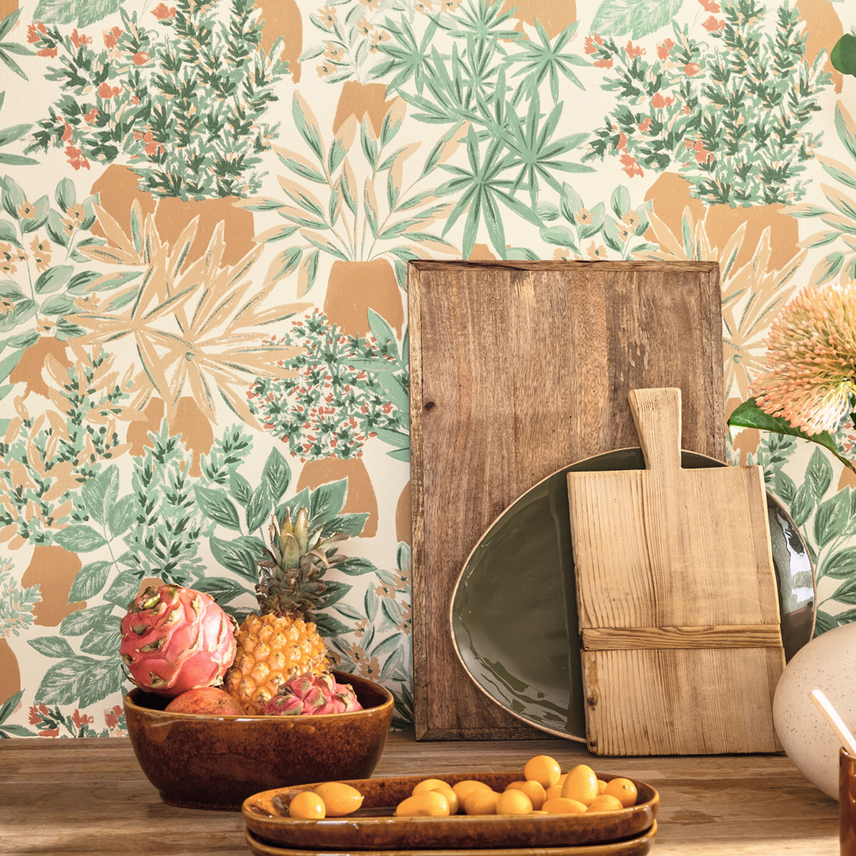 Papier peint Plante Thalie sable vert - Danae de Casélio AMB2 | Réf. DAE103631073