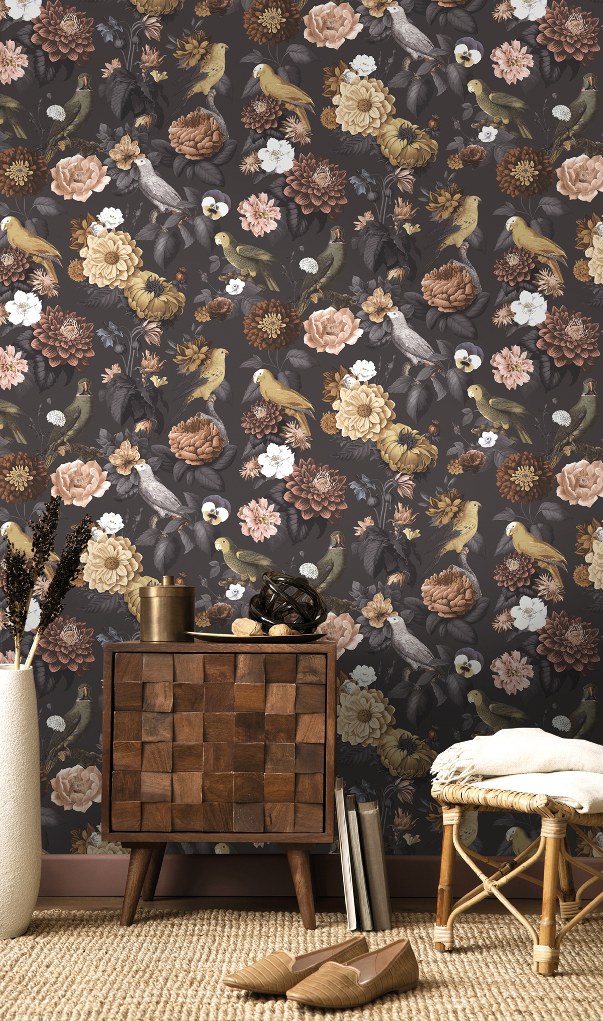 Papier peint Perroquet Fleurs noir irisé - Maison Paradis de Lutèce | Réf. LTC-MP15549