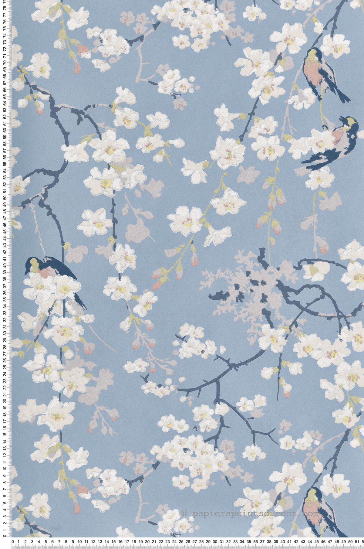 Papier peint fleurs Massingberd Blossom Pale Blue - National Trust Papers 2 de Little Greene | Réf. 0260MAPALEZ