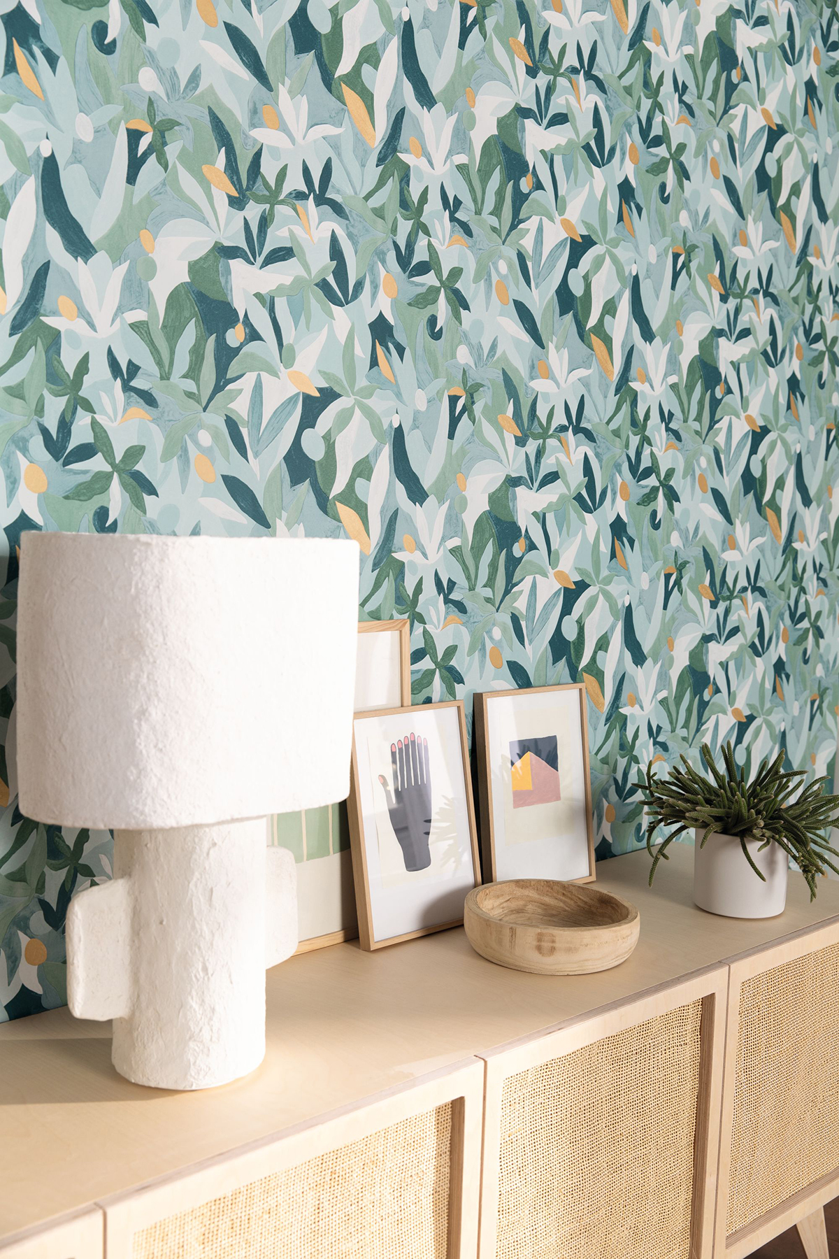 Papier peint Fleur Sauvage vert et doré - Imagination de Casélio | Réf. IMG102167199