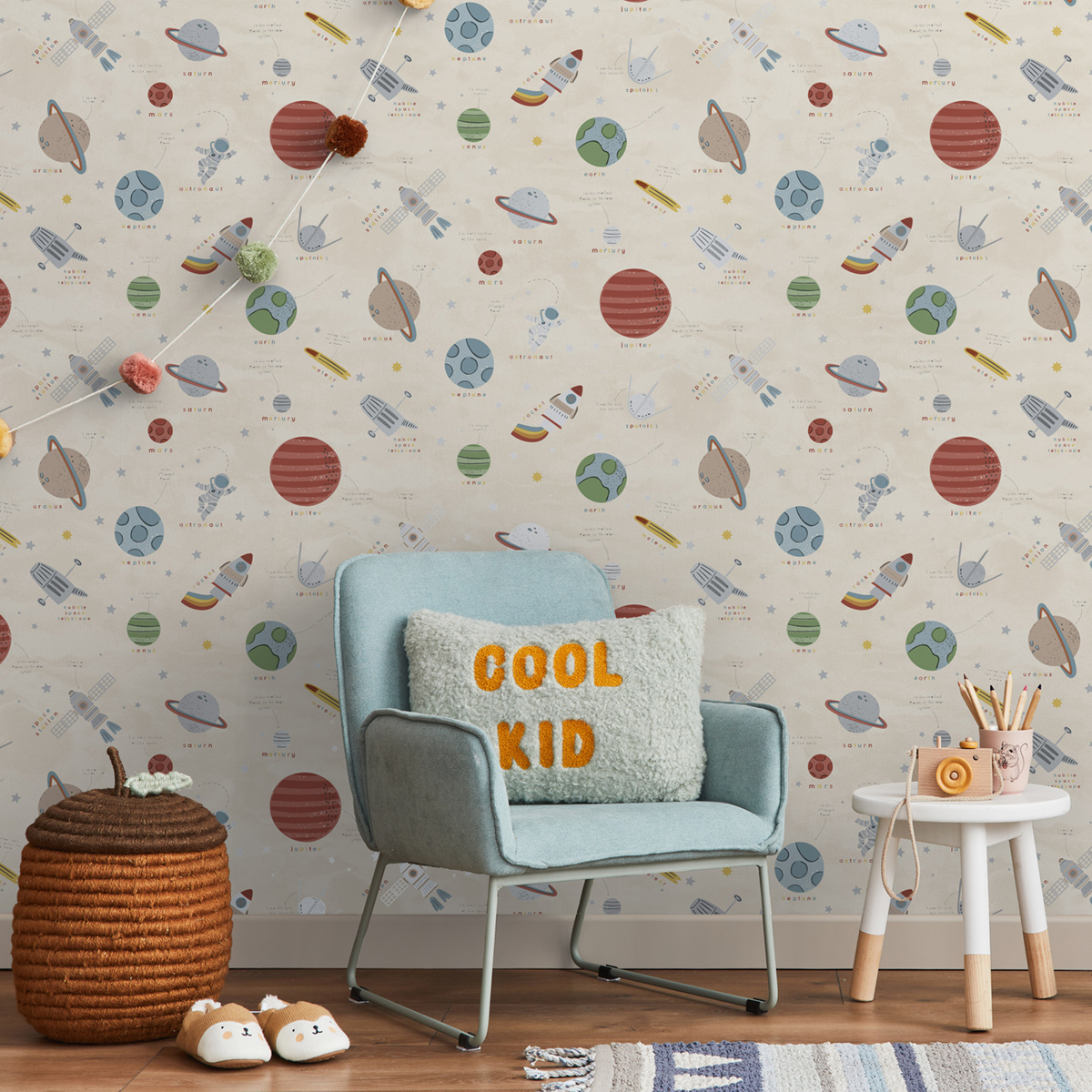 Papier peint Planète Astronaute Enfant beige - Imagine de Lutèce | Réf. LTC-DL27596