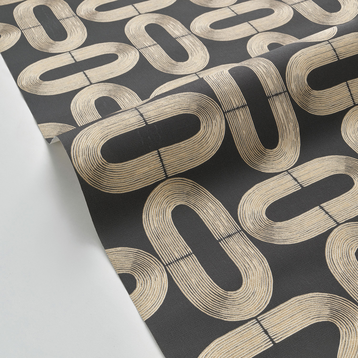 Papier peint Graphique Comète noir doré - Moonlight 2 de Casélio AMBV | Réf. MLGT104239219