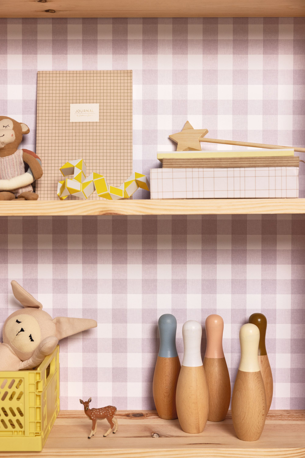 Papier peint Vichy Carreaux Victoria parme - Let's Go Girls! de Casélio AMB2 | Réf. LGG104420510