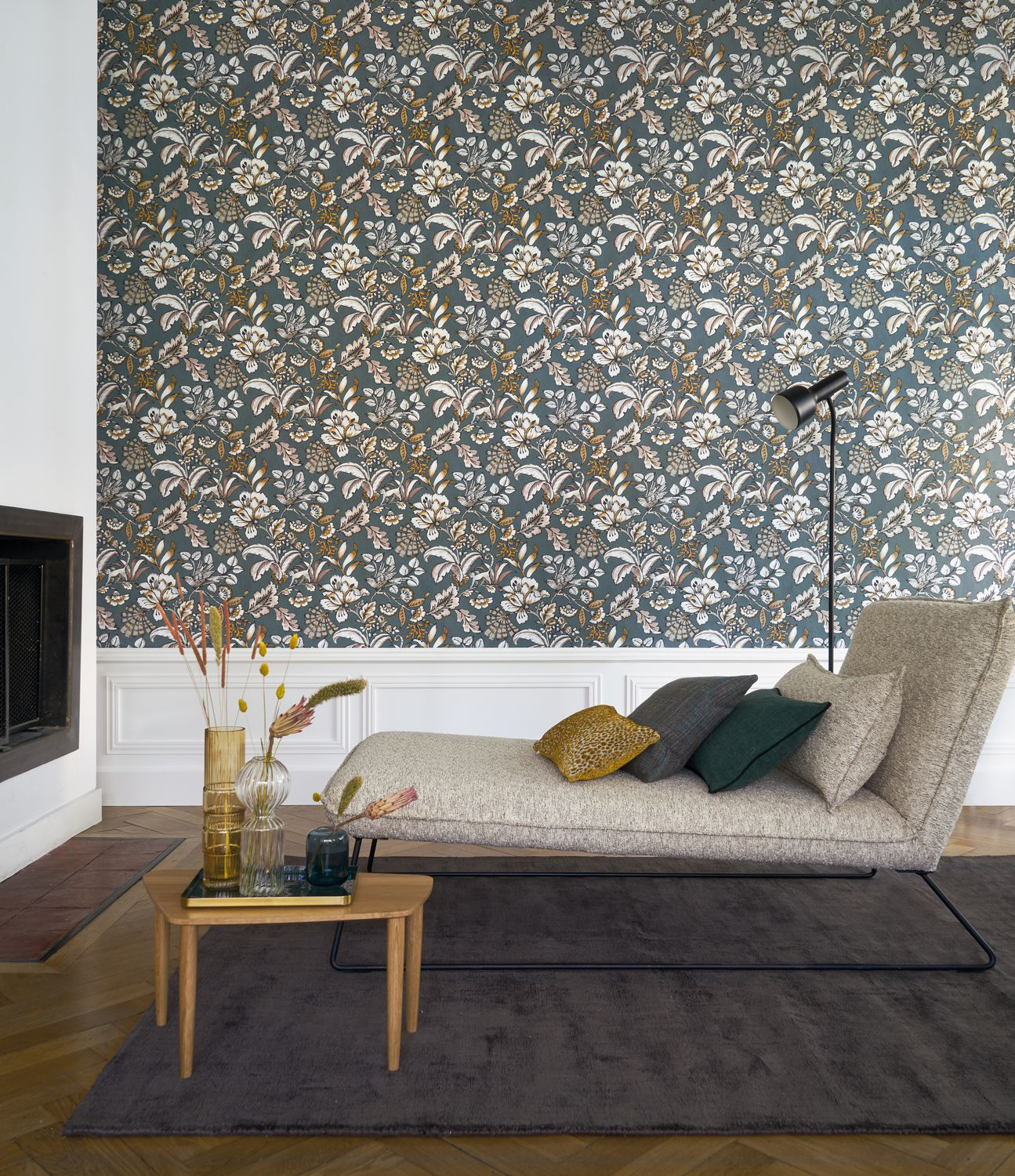 Papier peint animaux fleuri Paiony gris/bleu - Ceylan de Casamance | Réf. CAS-74522654