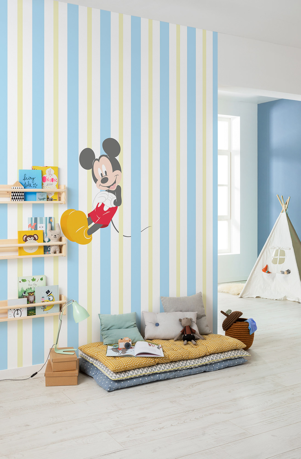 Papier peint panoramique Mickey Rayure Disney Relax - Papier peint Komar Into Wonderland