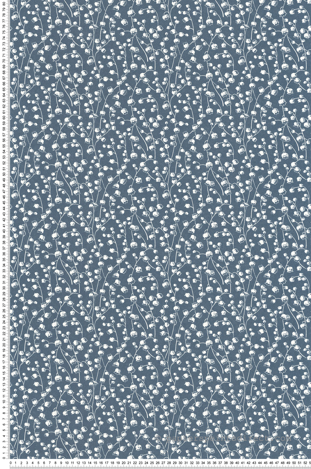 Papier peint Muguet Lily Of The Valley bleu marine - Flower Market de Casadéco | Réf. FLOM89246435