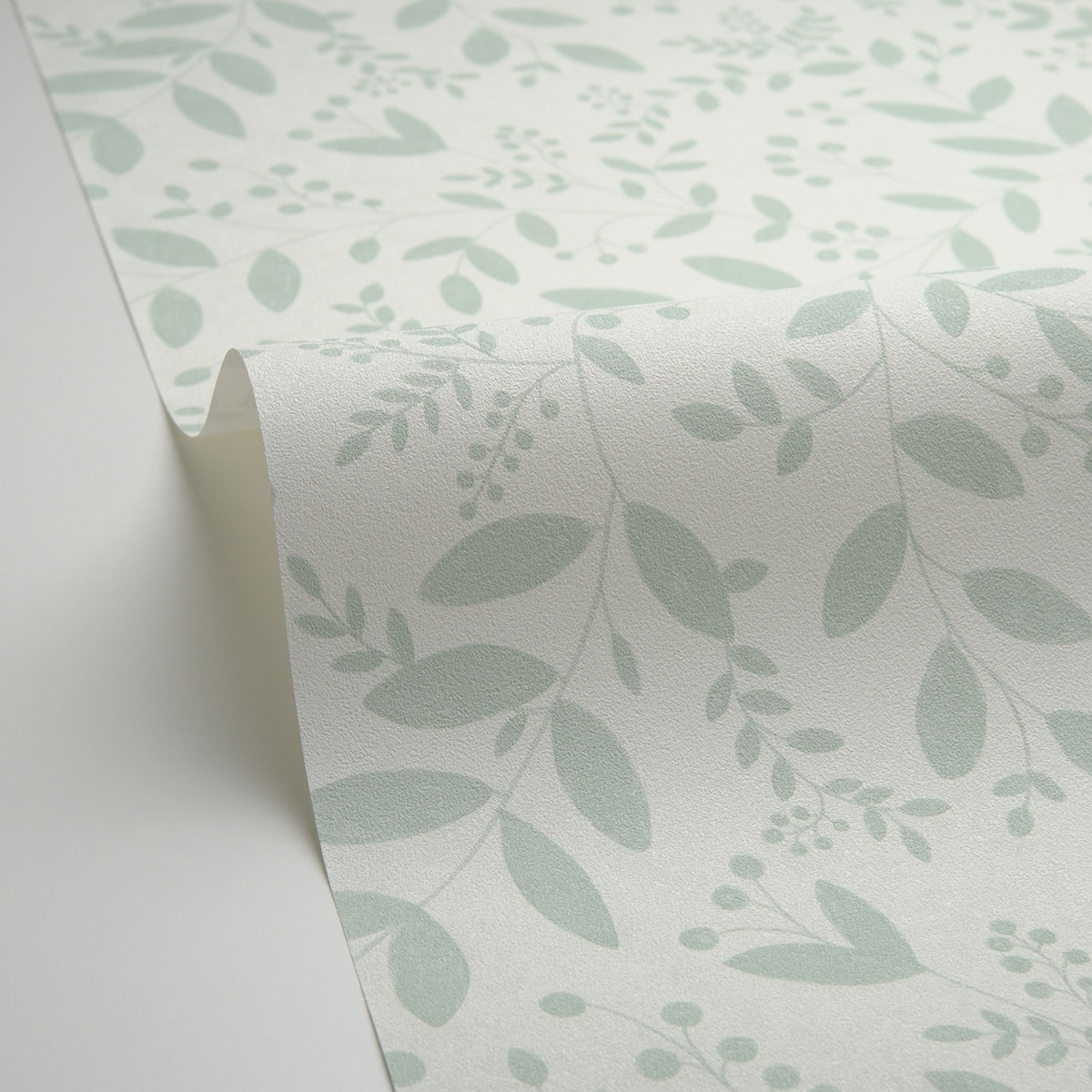 Papier peint Branchage Sympathy vert d'eau - Green Life 2 de Casélio AMB4 | Réf. GNL2105340701