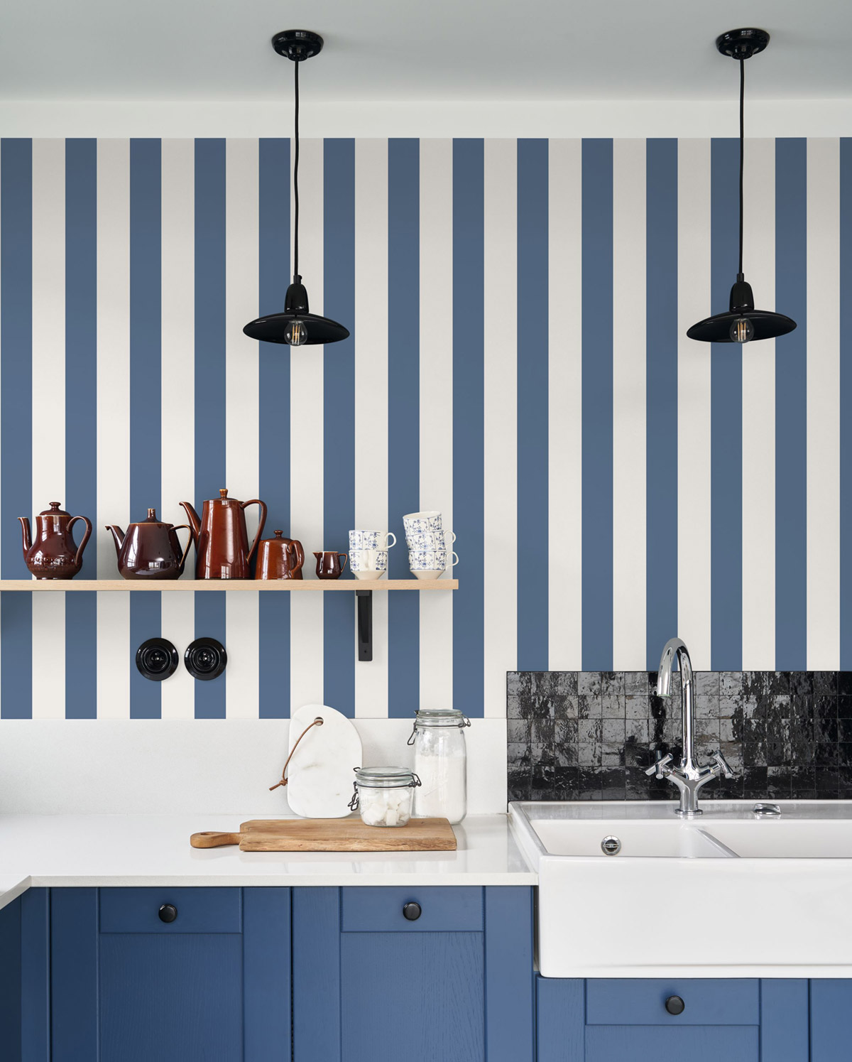 Papier peint Petite Rayure Baltic bleu marine - Seaside de Casadéco | Réf. SEAS29256520