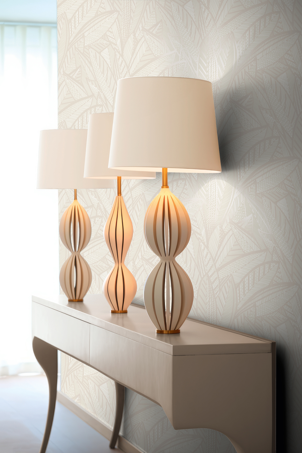 Papier peint Feuille Art Déco gris nacré - French Affair d'A.S. Création AMB2 | Réf. AS-399333