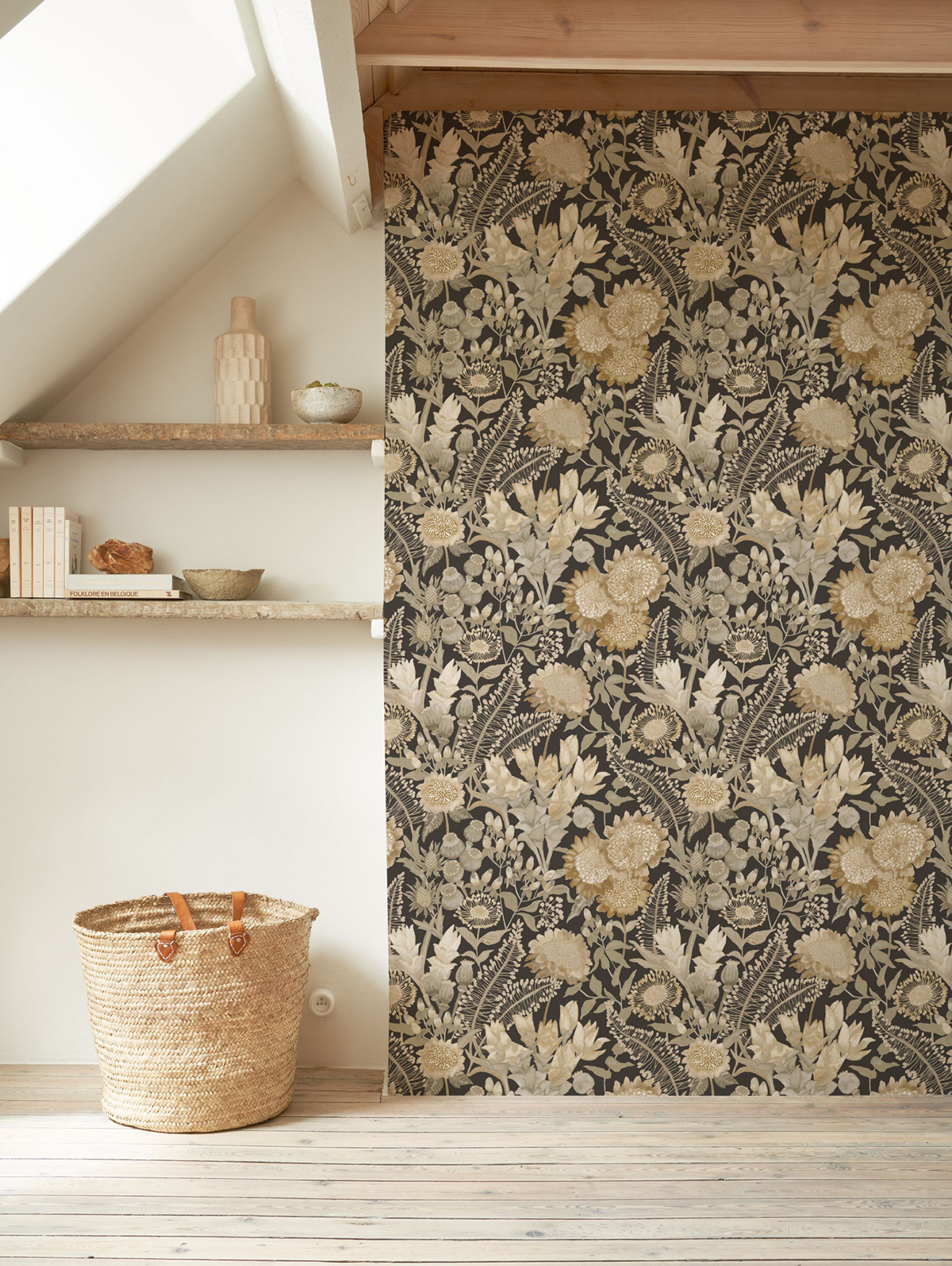Papier peint Fleur Saint Paul de Vence beige ardoise - Echappée Belle de Casadéco | Réf. ECHA89811909