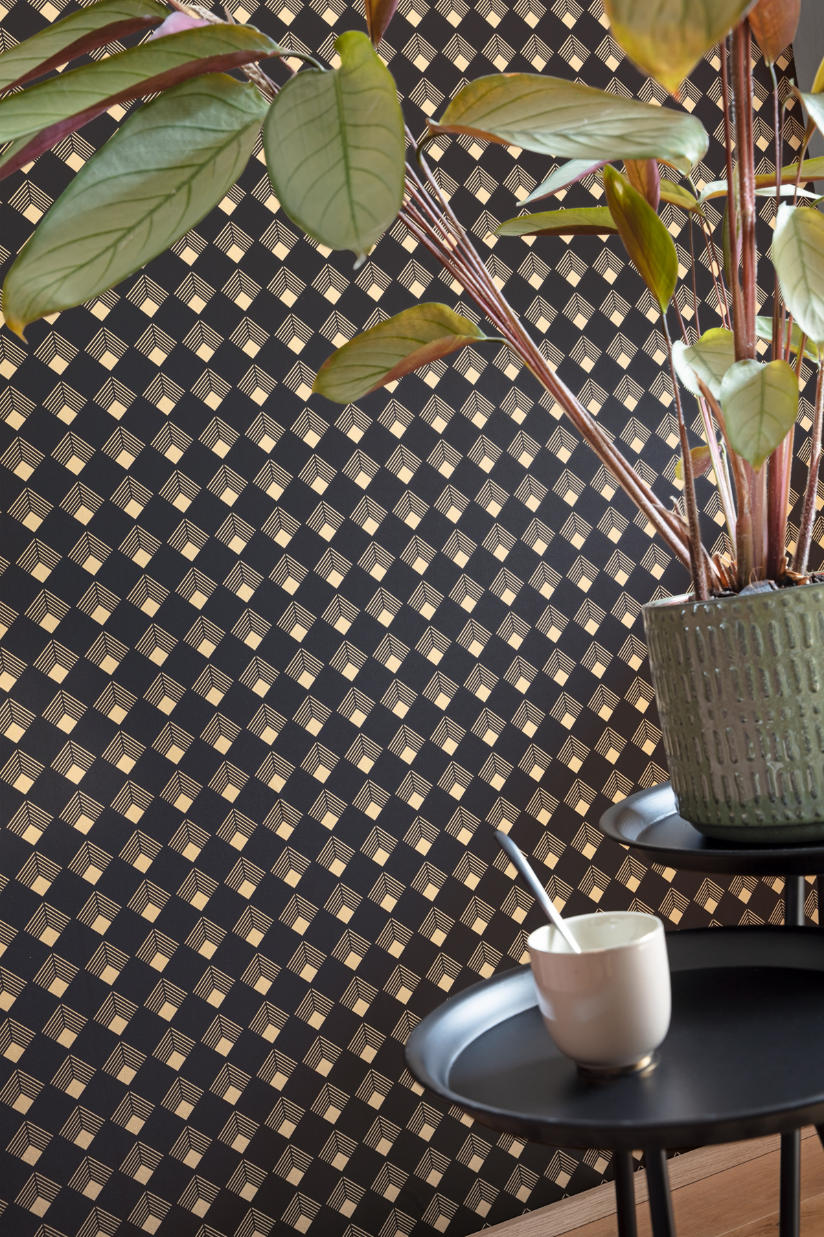 Papier peint Géométrique Patch noir - Labyrinth de Casélio AMB | Réf. LBY102139023