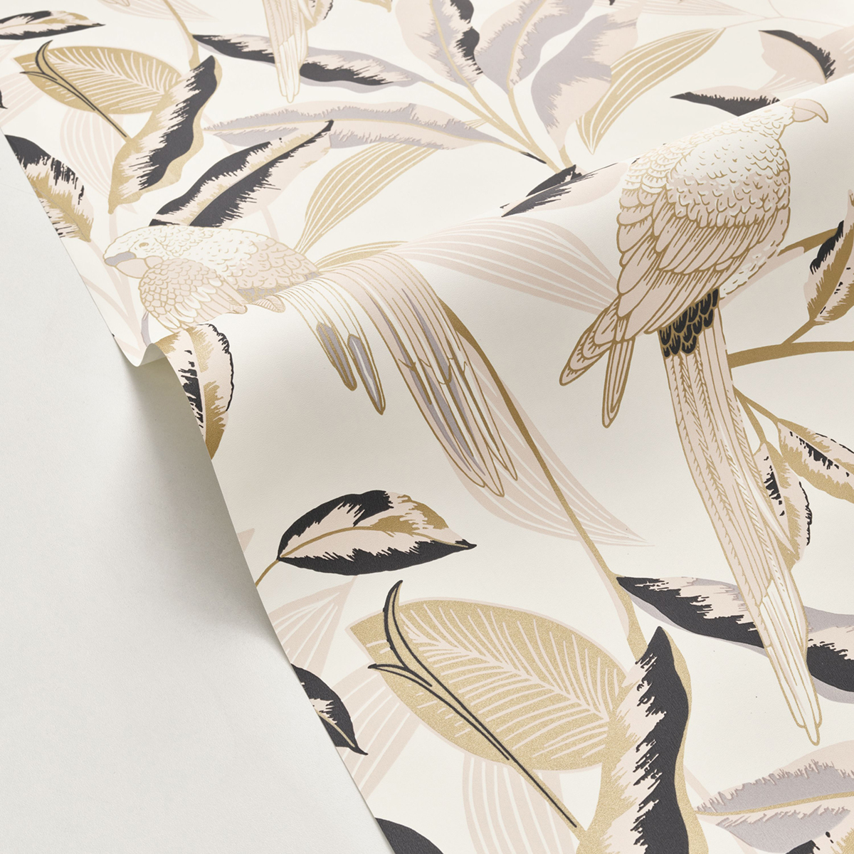 Papier peint Jungle Perroquet Gary beige noir doré - Golden Age de Casélio AMBV | Réf. GAG103790288