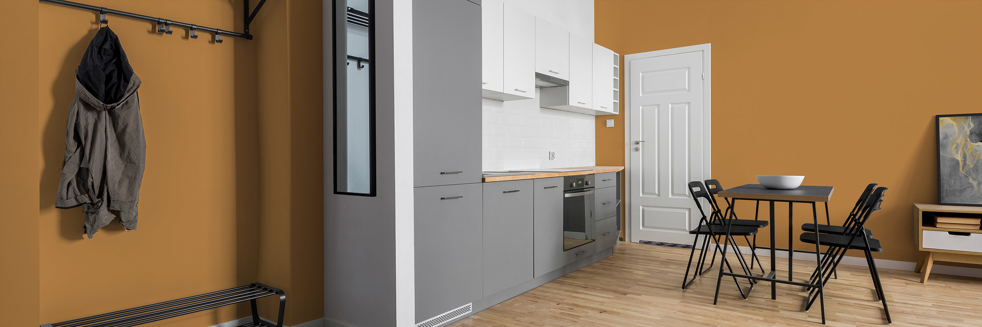 Image d'un pot de 1 litre de peinture Puro orange smooth saffron - c8013