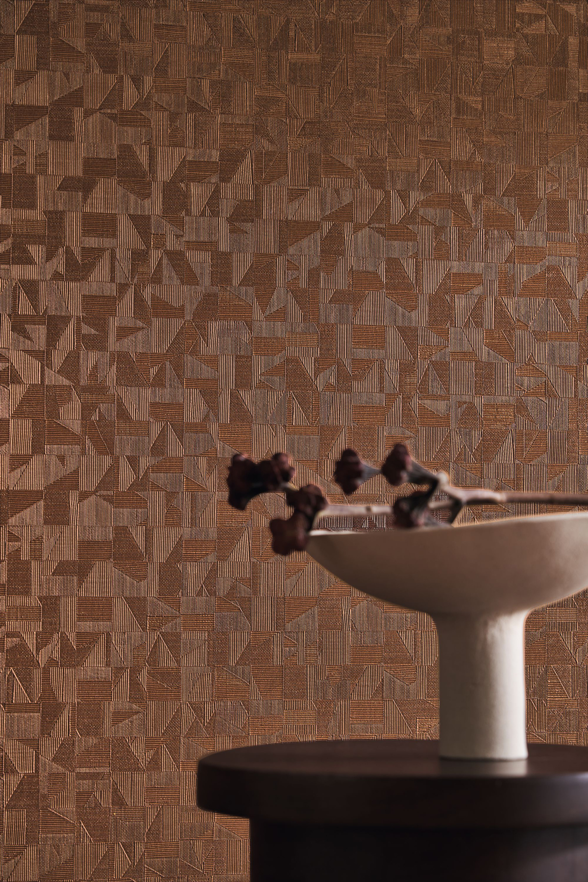 Papier peint Graphique métallisé Tiznit acajou - Métal de Casamance AMB2 | Réf. CAS-74401160