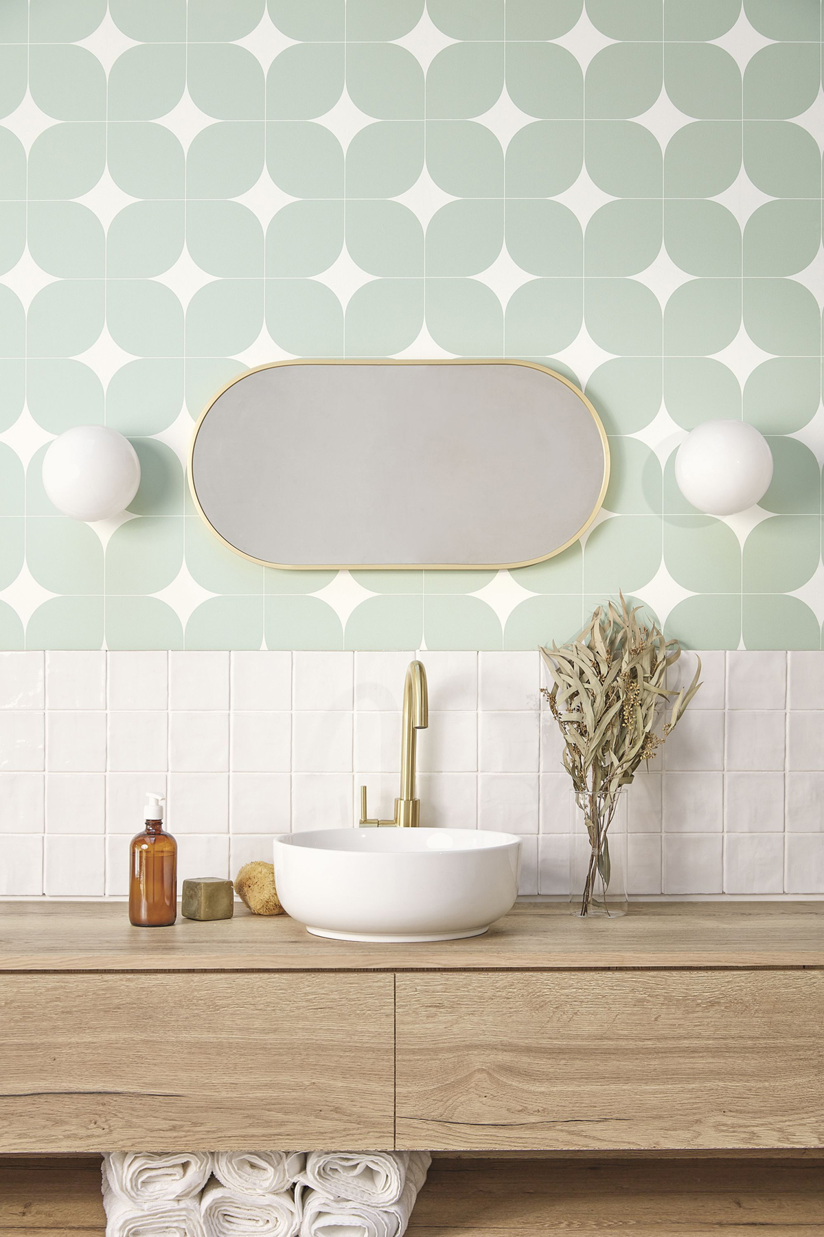 Papier peint Rétro 70s Detour vert d'eau - Outlines de Casélio | Réf. OTLS105040708