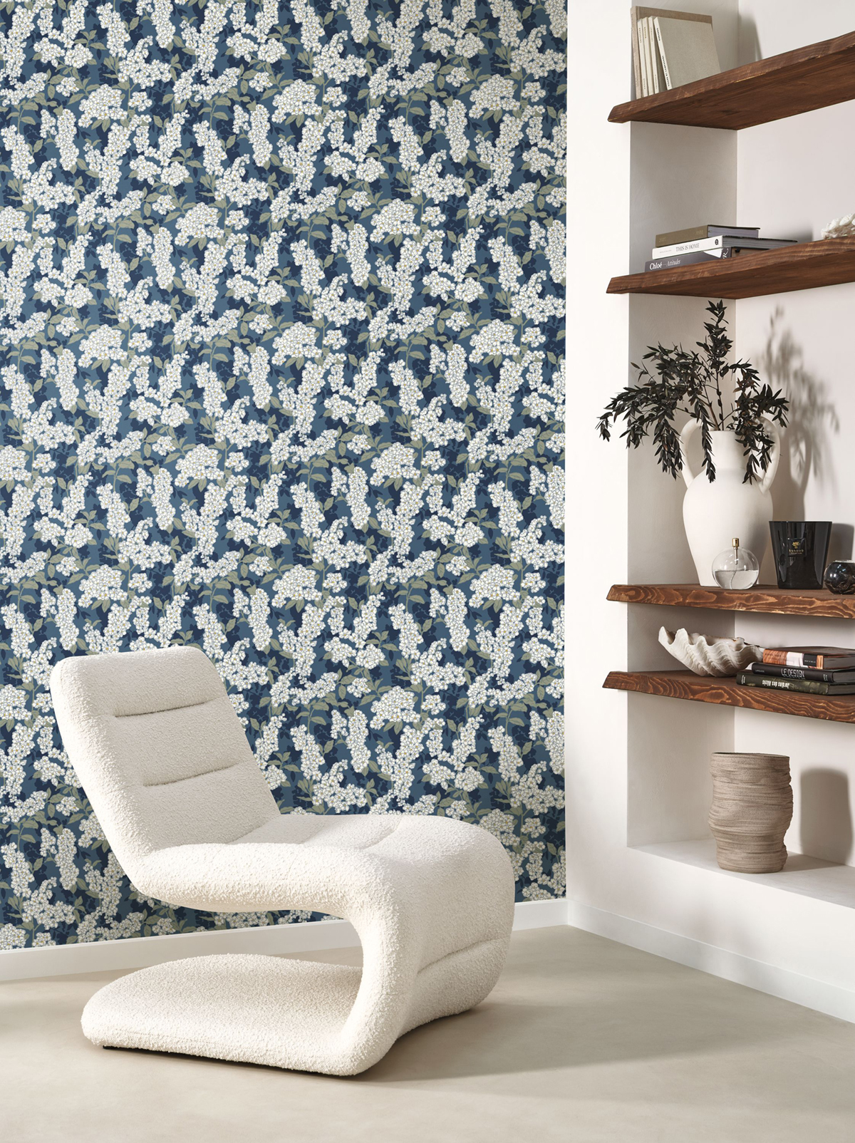 Papier peint Fleurs Ume bleu encre - Kyoto de Casadéco | Réf. KYTO88736958