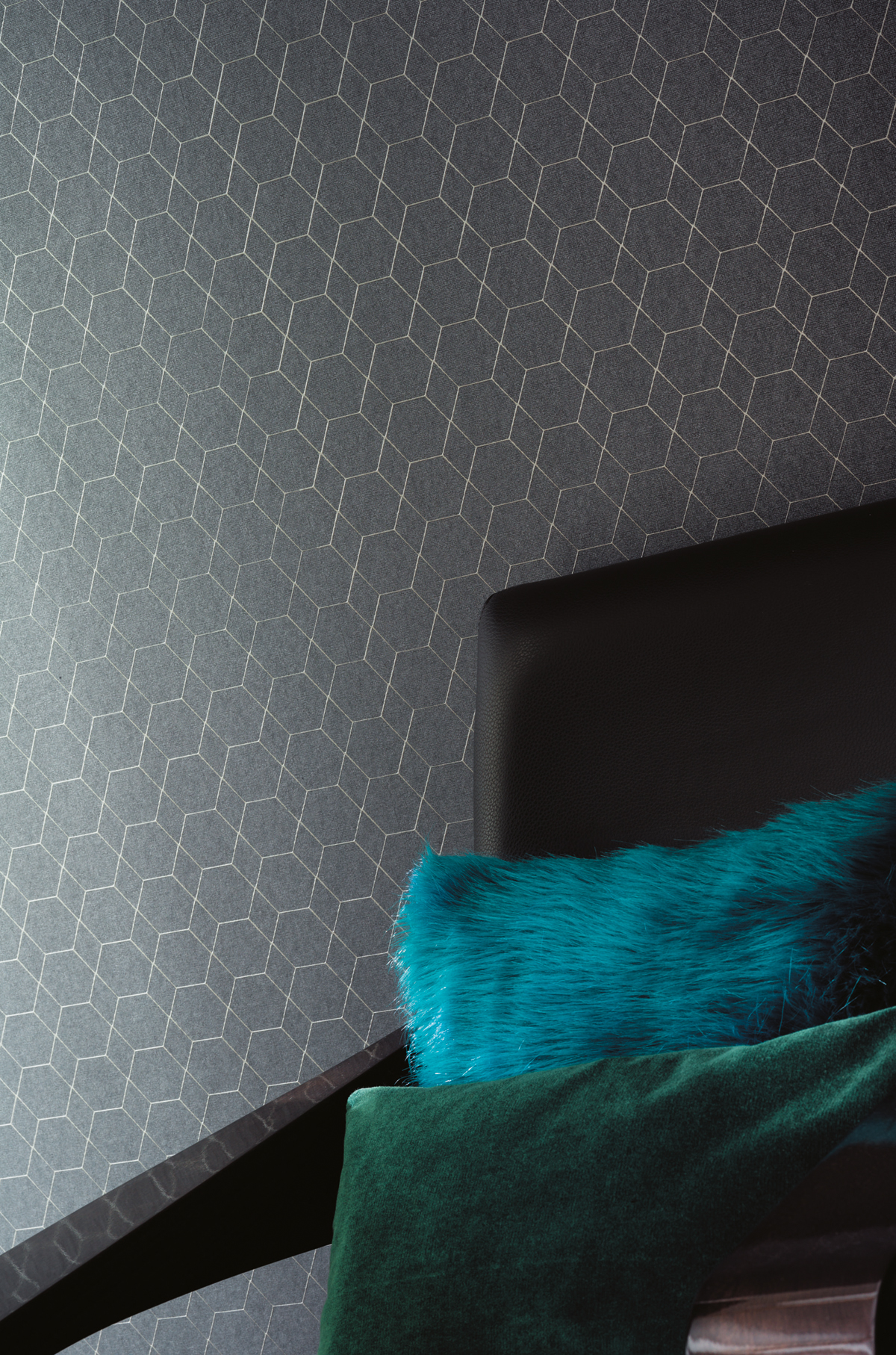 Papier peint Géométrique Hexahone Pytheas anthracite - Delta de Casamance | Réf. CAS-A72150546