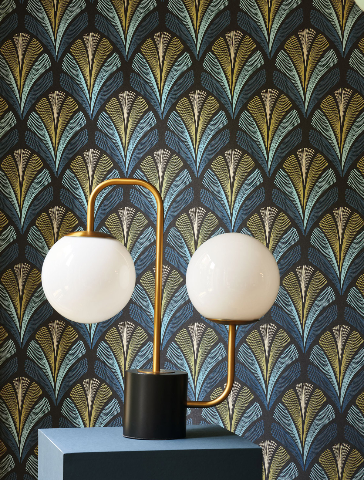 Papier peint Palme Art Déco Folies St James bleu irisé - Années Folles de Casadéco AMB2 | Réf. ANFO201056944