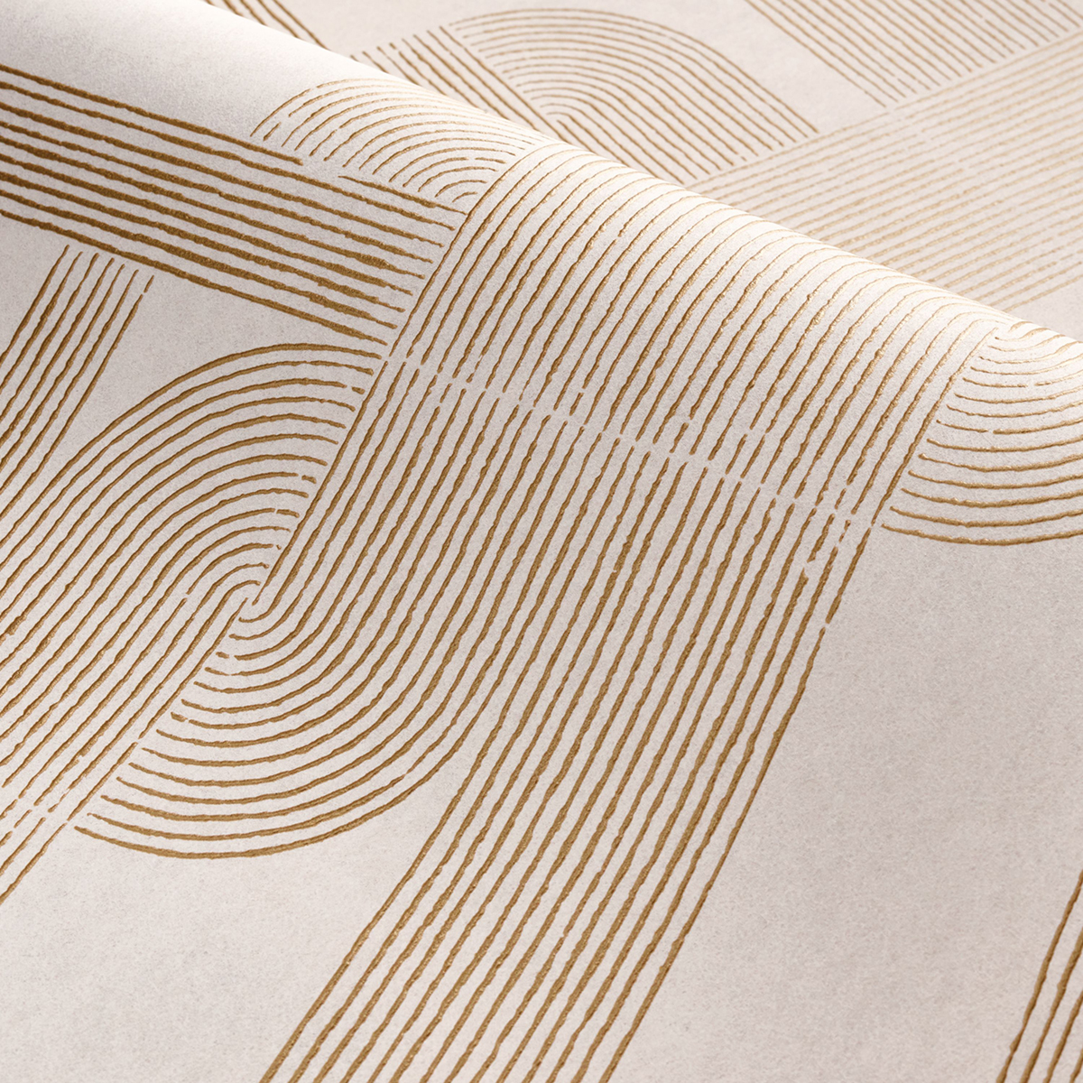 Papier peint Graphique Hector sable doré - Square Jasmin de Casamance | Réf. CAS-75701324