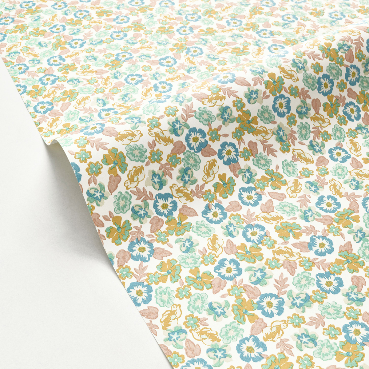 Papier peint Fleur Liberty Funny pastel - Happy Therapy de Casélio | Réf. HTH104100425