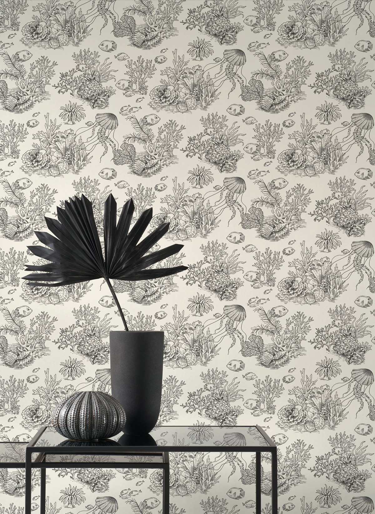 Papier peint Toile de Jouy Marin Côte Sauvage anthracite - Seaside de Casadéco | Réf. SEAS201479559