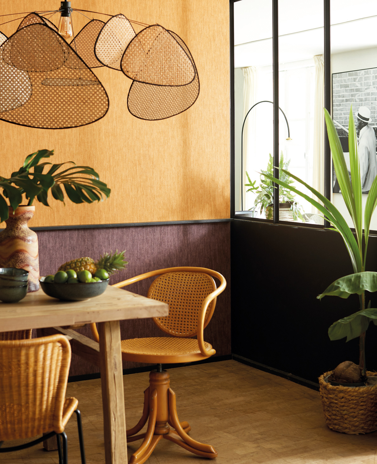 Papier peint faux uni Madera Aubergine - Cuba de Casadéco AMB2 | Réf. CBBA84365522