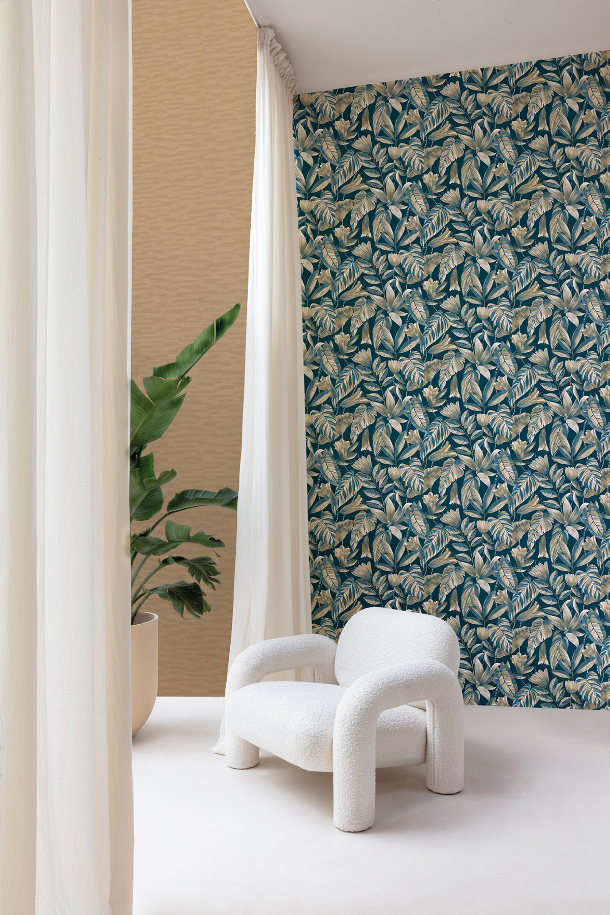 Papier peint Feuillage Jungle bleu pétrole - Maya de Montecolino | Réf. MC-BZ3104