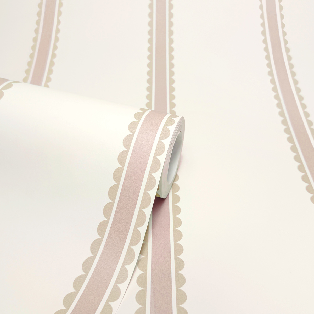 Papier peint Rayures Arrondi Enfant rose beige - Imagine de Lutèce ROLL | Réf. LTC-DL27576