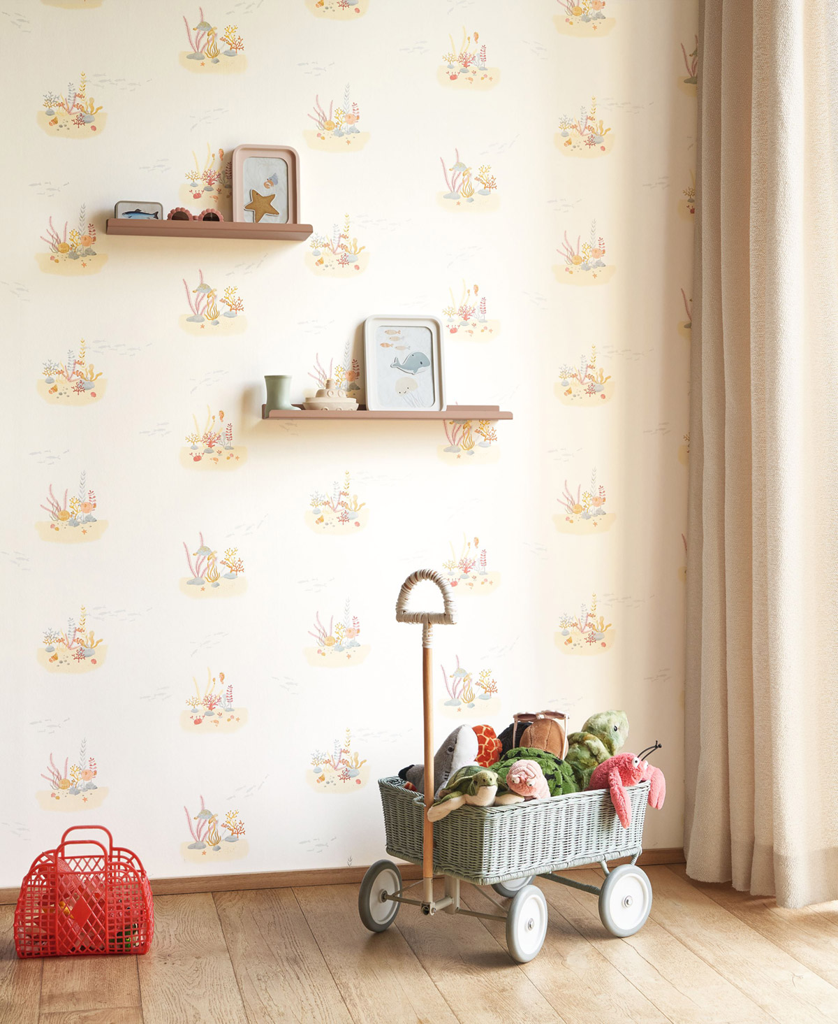 Papier peint Fond Marin Coral Reef rose corail - Once Upon A Time 2 de Casadéco | Réf. OUTD200828228