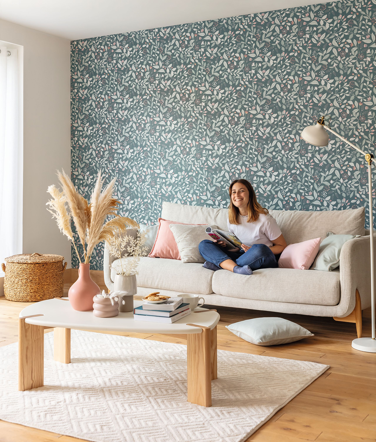 Papier peint Fleuri Chloé vert de gris rose - Essentiel de Casélio AMB2 | Réf. ETL103087071