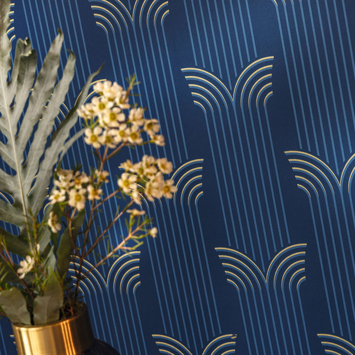 Papier peint Temple Glamour bleu doré - Elégance de Casélio AMB2| Réf. ELC105296020