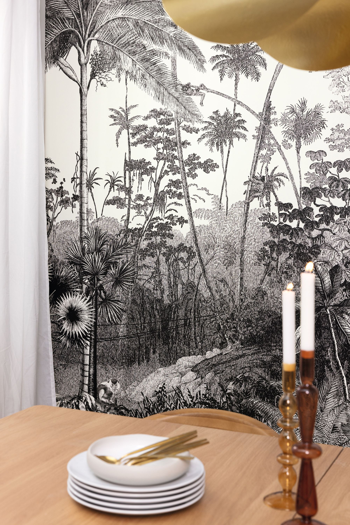 Papier peint panoramique Jungle Fantastic Forest noir et blanc - Moonlight 2 de Casélio AMB2 | Réf. MLGT104150945