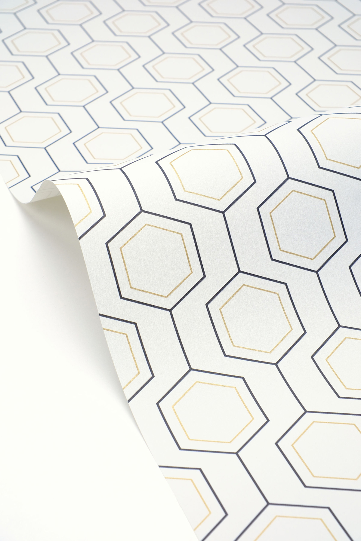 Papier peint Hexagones Élégants Hexaline noir blanc doré - Moonlight 3 de Casélio ZOOM | Réf. MNL3107130937