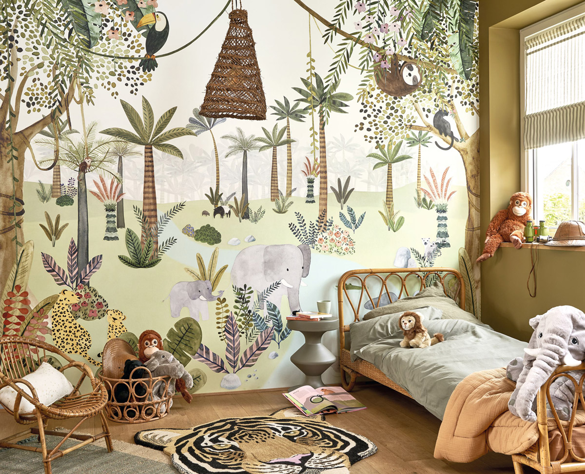 Papier peint panoramique Animaux in the Heart of the Jungle L vert 300X310 - Once Upon A Time 2 de Casadéco | Réf. OUTD200697509