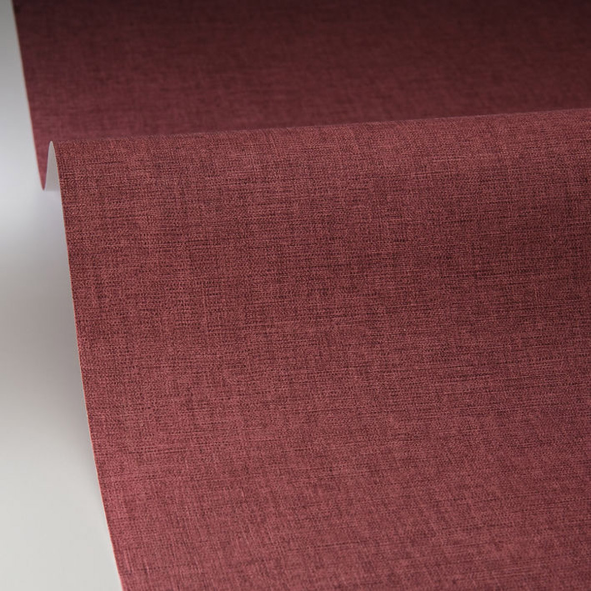 Papier peint Faux Uni Tissage bordeaux - Line Up de Casélio AMBV | Réf. LNP103225050