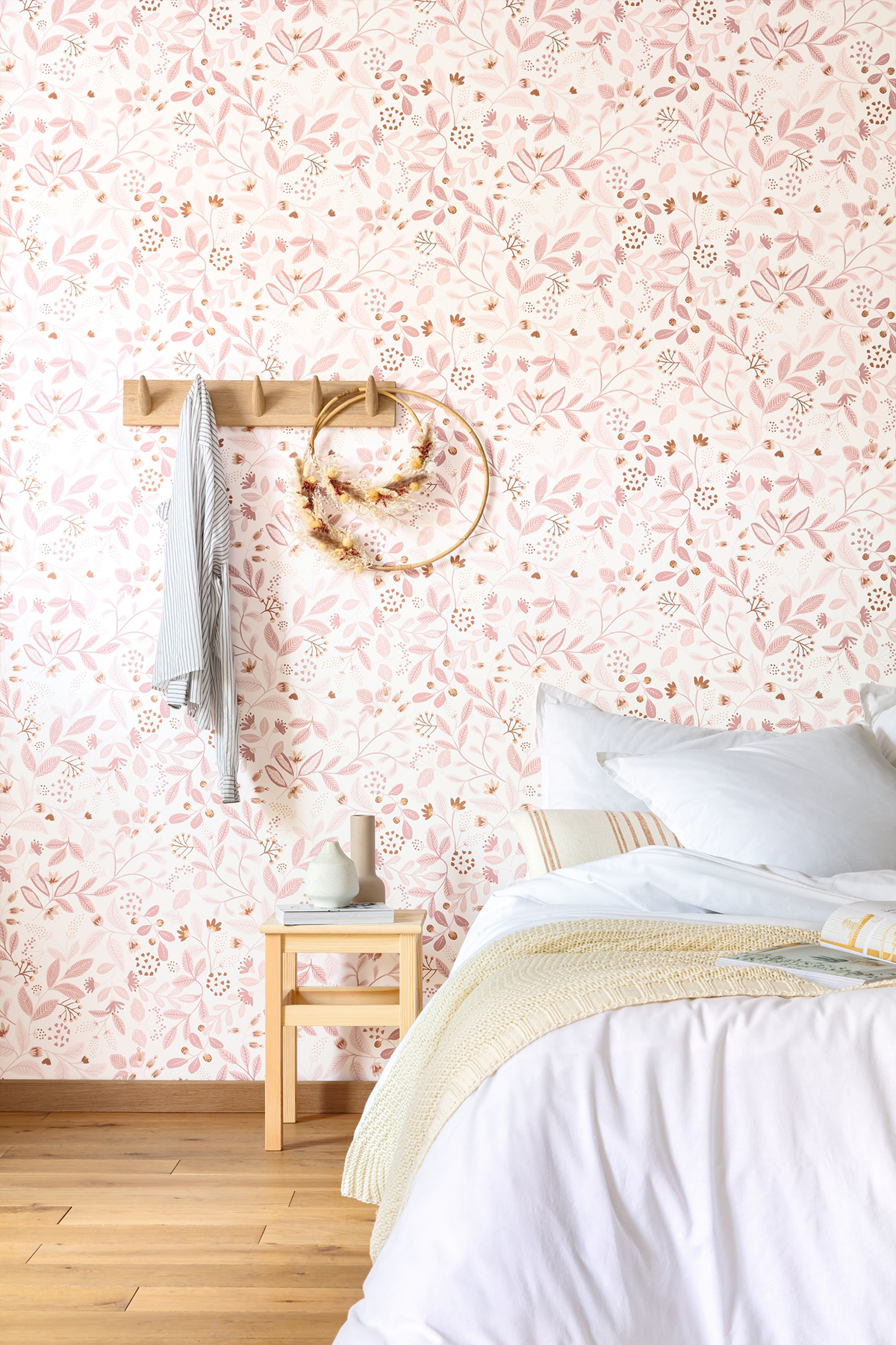 Papier peint Fleuri Chloé rose - Essentiel de Casélio | Réf. ETL103084062