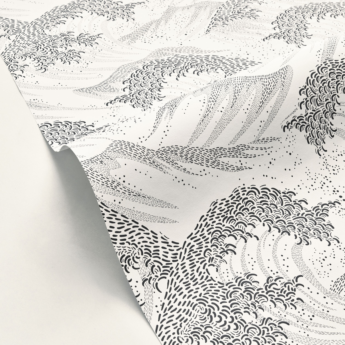 Papier peint Vague Japonisante Waves noir et blanc - Moonlight 2 de Casélio AMB | Réf. MLGT104360945