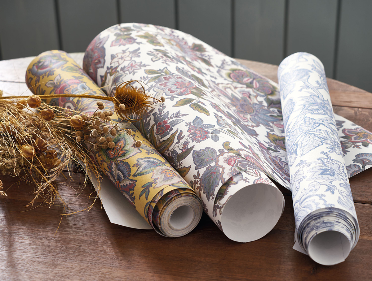 Papier peint Fleurs de Provence multicouleurs - Les Belles Toiles De Jouy de Casadéco AMBV | Réf. LBTJ87944213